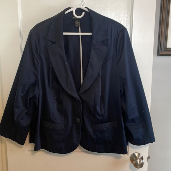Lane Bryant Jackets & Blazers - Lane Bryant navy blazer
